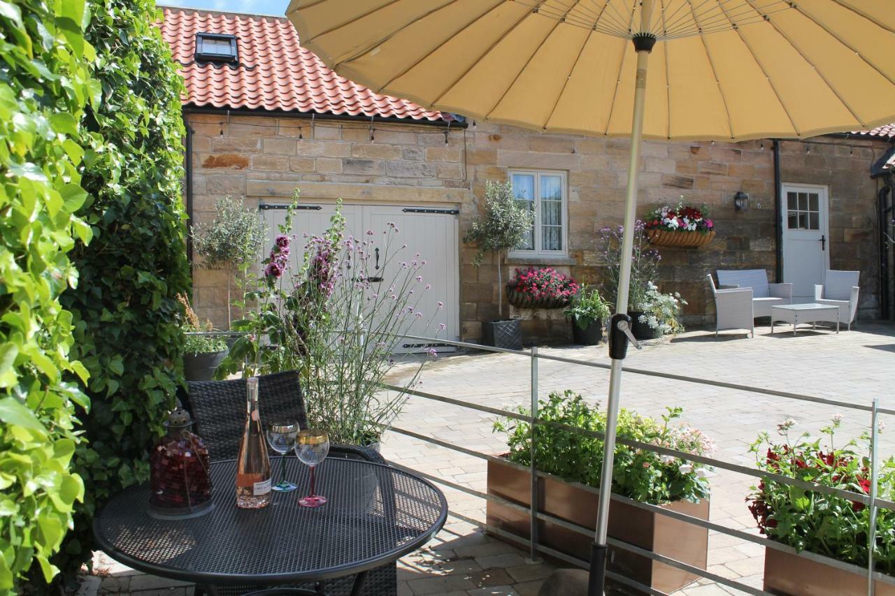 Villa The Coach House Whitby Exterior foto