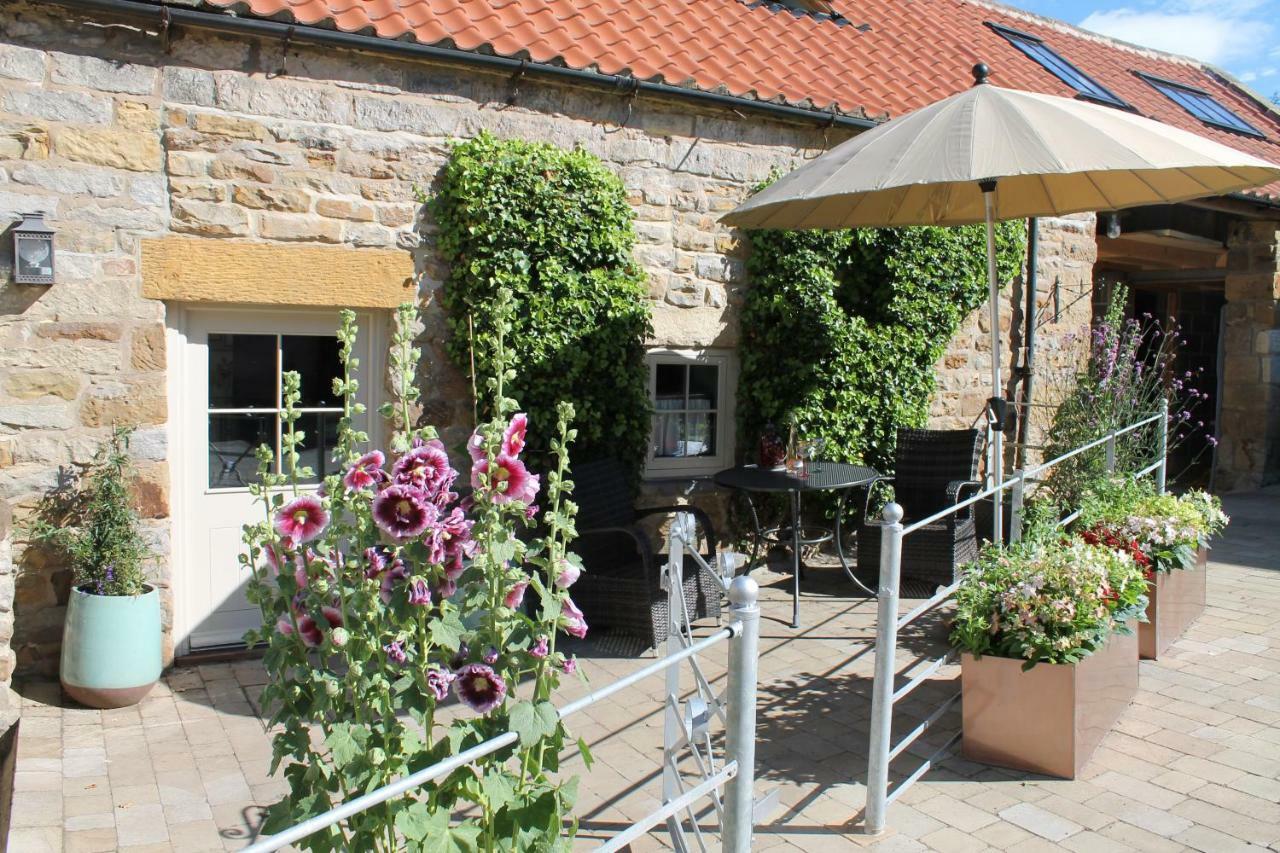 Villa The Coach House Whitby Exterior foto